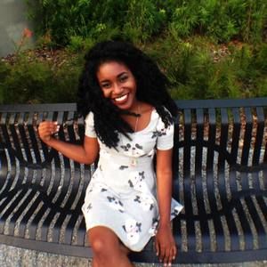 Meet your Posher, Vanessa